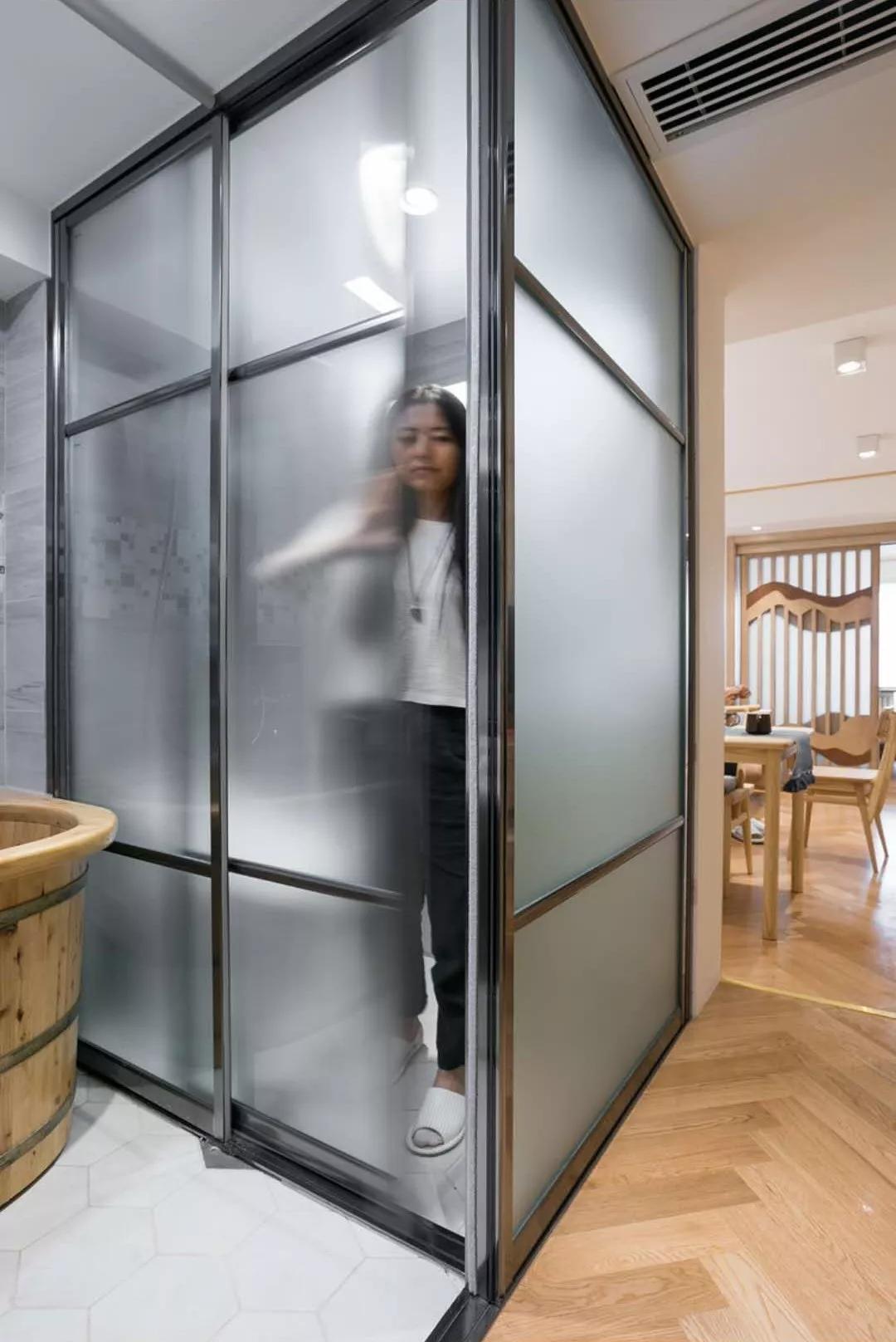 小夫妻65㎡小家，4分离卫生间，收纳竟有276个行李箱大