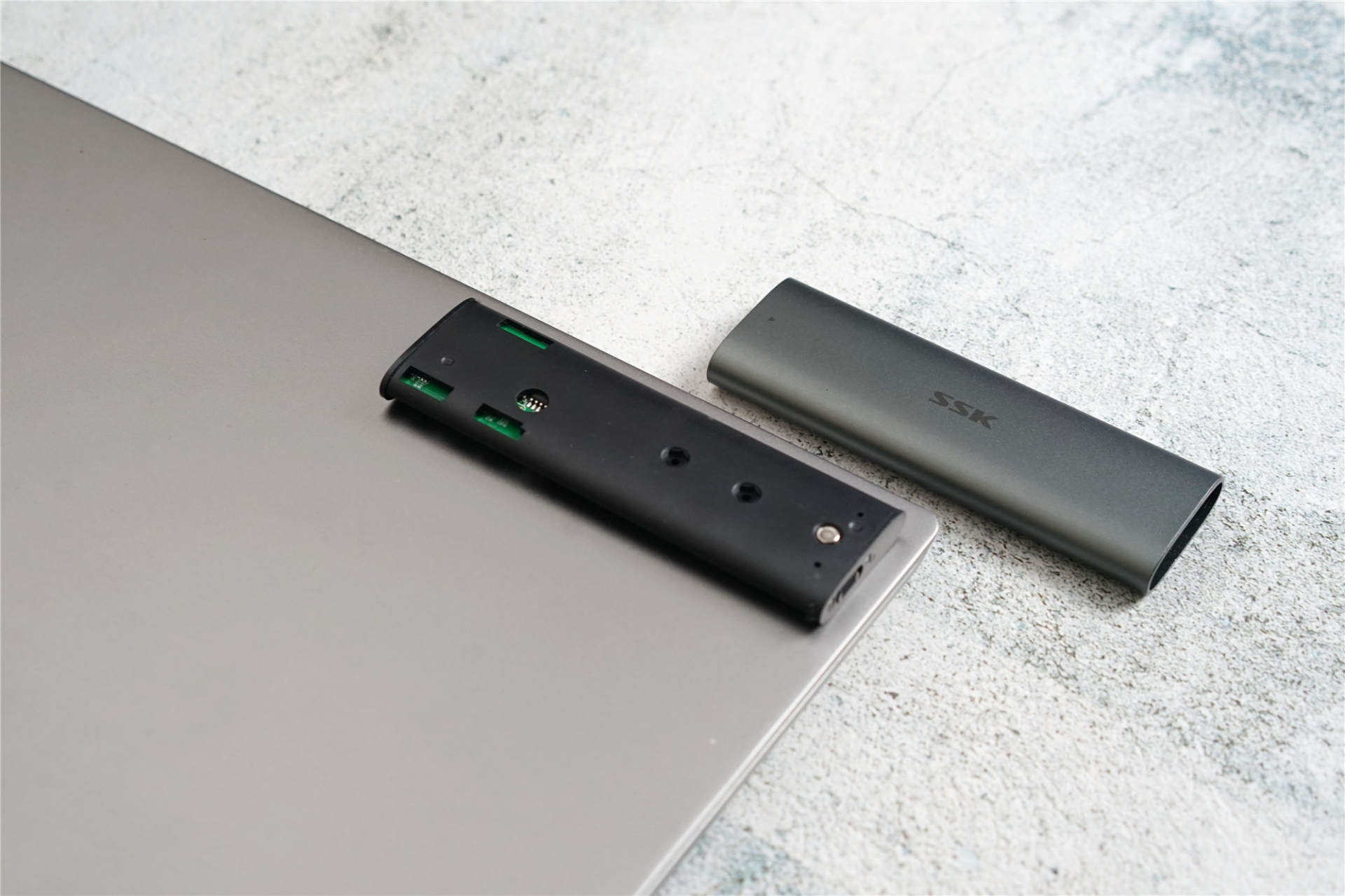 低成本固态移动硬盘方案,低功耗ssd固态硬盘