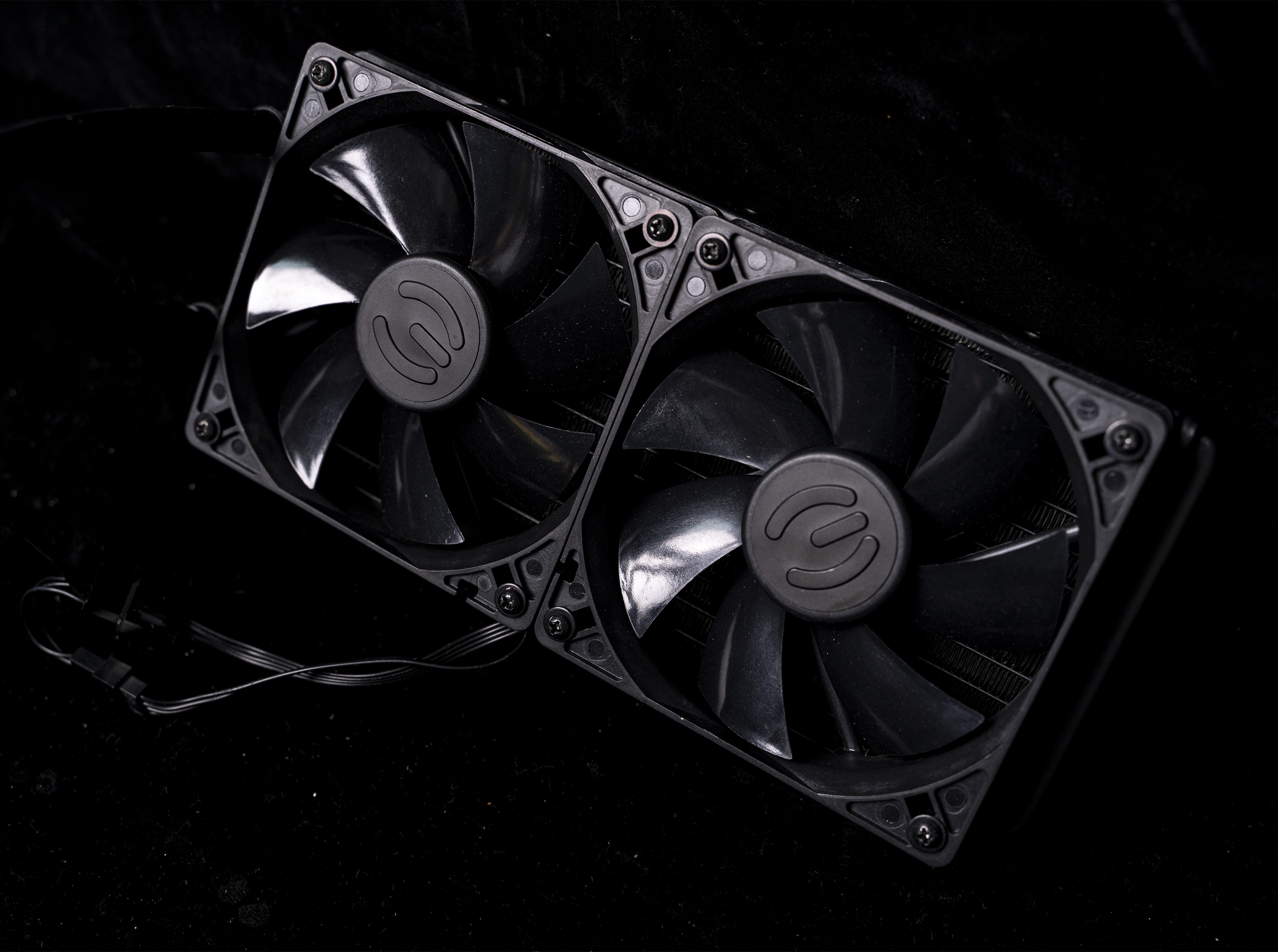 联力鬼斧机箱使用感受,联力鬼斧机箱装机配件推荐