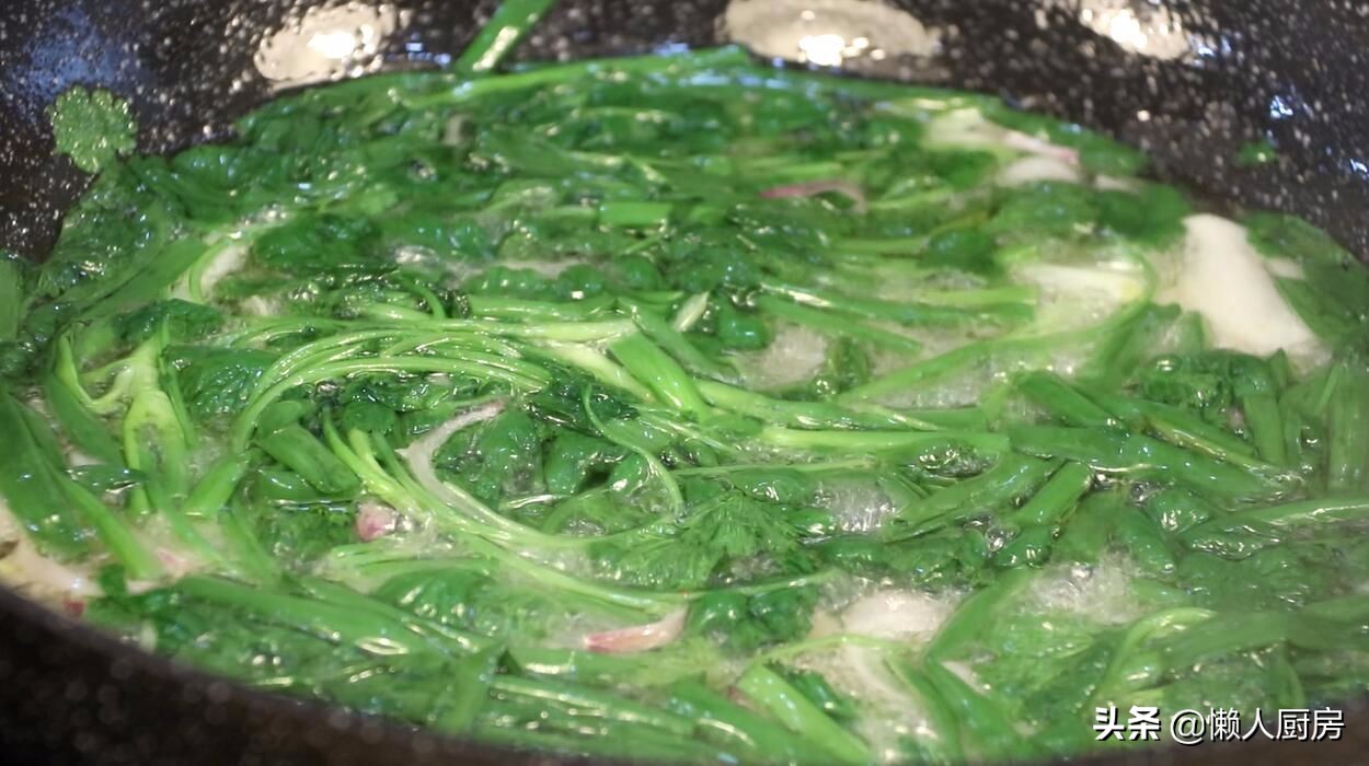 吃火锅不用买底料，教你自己在家炒底料，麻辣鲜香，做法超详细