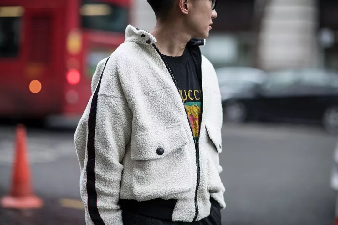 鎽囩矑缁掍竾绮掔粧,鎽囩矑缁掔矑绮掔粧