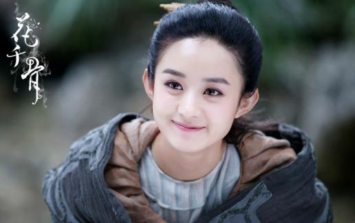 圆脸如何选配饰好看女,大圆脸女生适合的发型显年轻