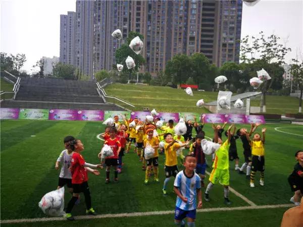 飞扬足球,飞扬足球预测