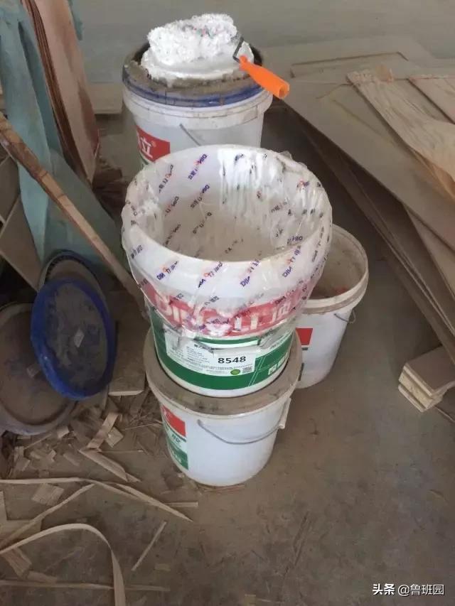 拼板胶开了怎么修复,封边机板材胶痕处理方法