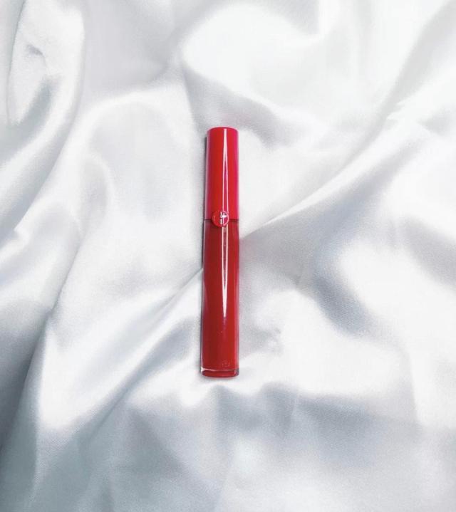 阿玛尼哪个颜色的口红最好看,为什么说阿玛尼是最好的