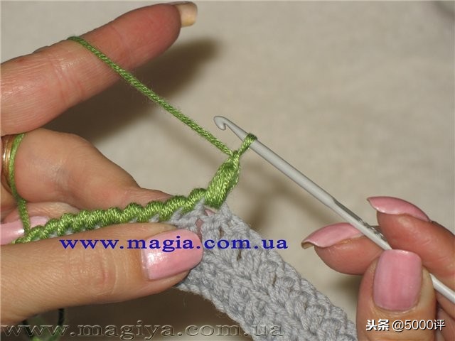 倒钩针收边方法图解,倒钩针收边的视频教程