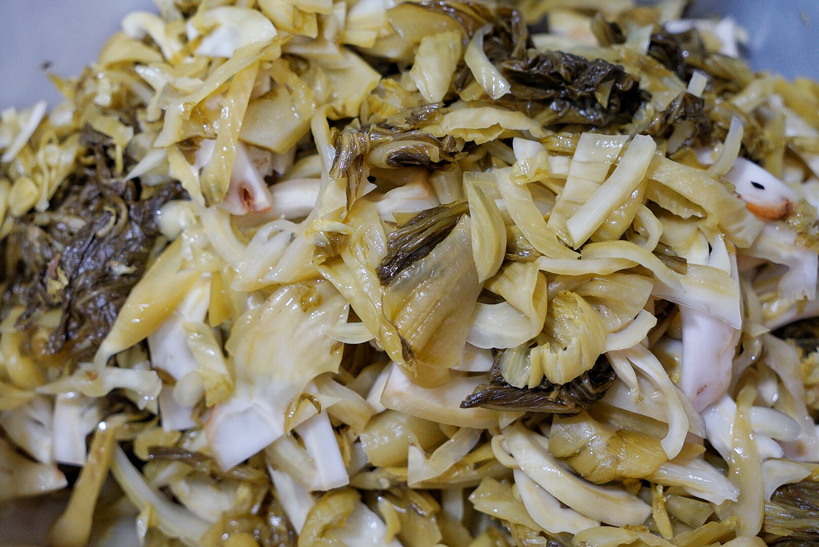 花都首家大理酸菜鱼专门店,云南空运酸菜,活鱼现煮,酸辣好过瘾