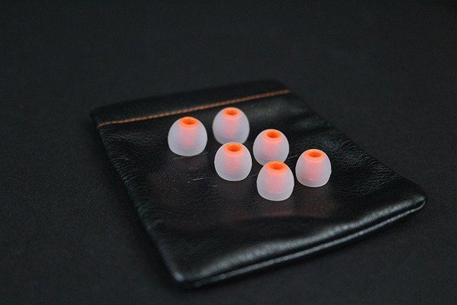 jbl半入耳耳机测评,jblt380a魅族flowbass