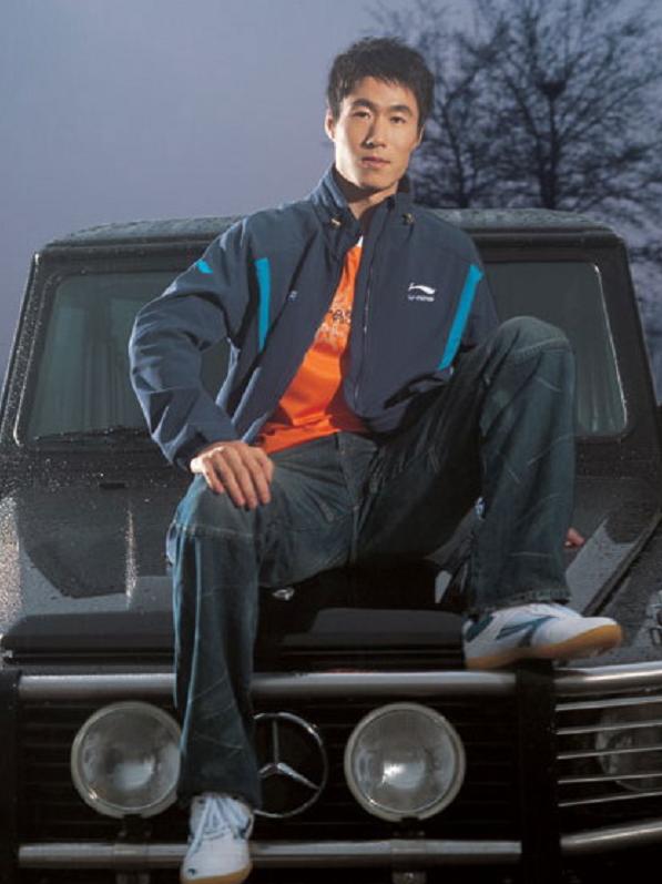 赵薇与乒乓球王励勤处过对象吗,赵薇王励勤现在私下还有联系吗