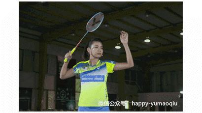 如何打好高远球羽毛球,羽毛球基础高远球