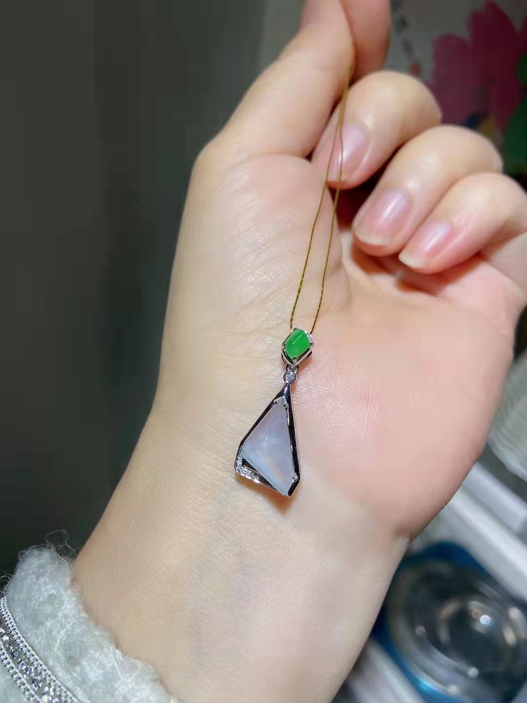 以长方形为灵感的首饰设计,几何元素的首饰