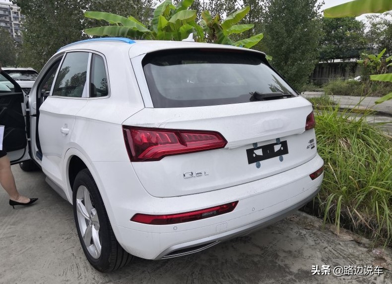 新款奥迪q5l丐版最终价格,33万左右奥迪q5提车