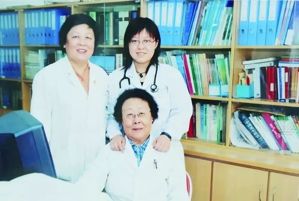 “阿姨您找谁”：三代人的妇产情｜70年，我的家与国