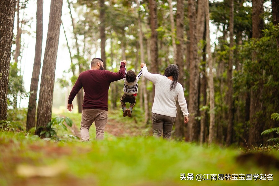 最流行的名字2020最火男孩名字,2021寓意好的男孩名字大全