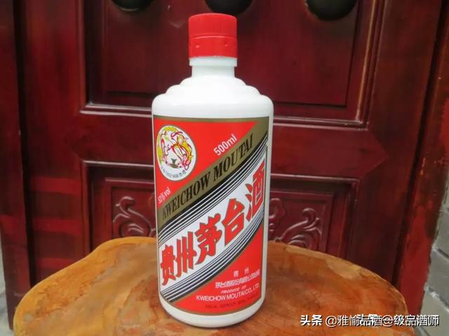 鉴酒大师亲授秘诀一招告别假茅台,开瓶后如何识别假茅台