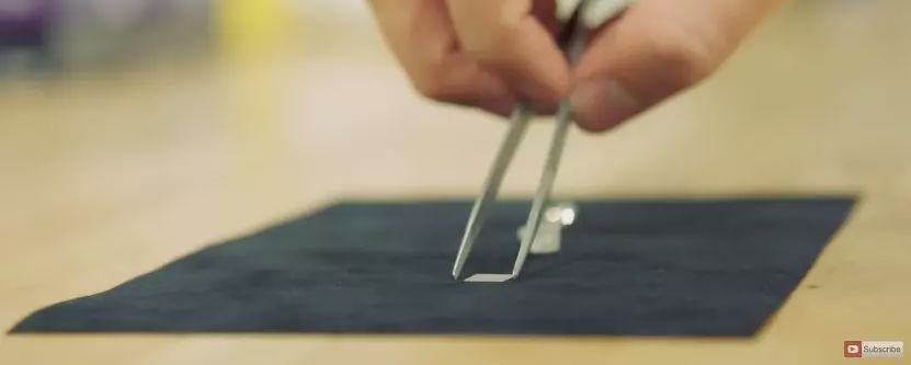 钻石销量大跌，多年的“钻石*局骗**”快要撑不住了？