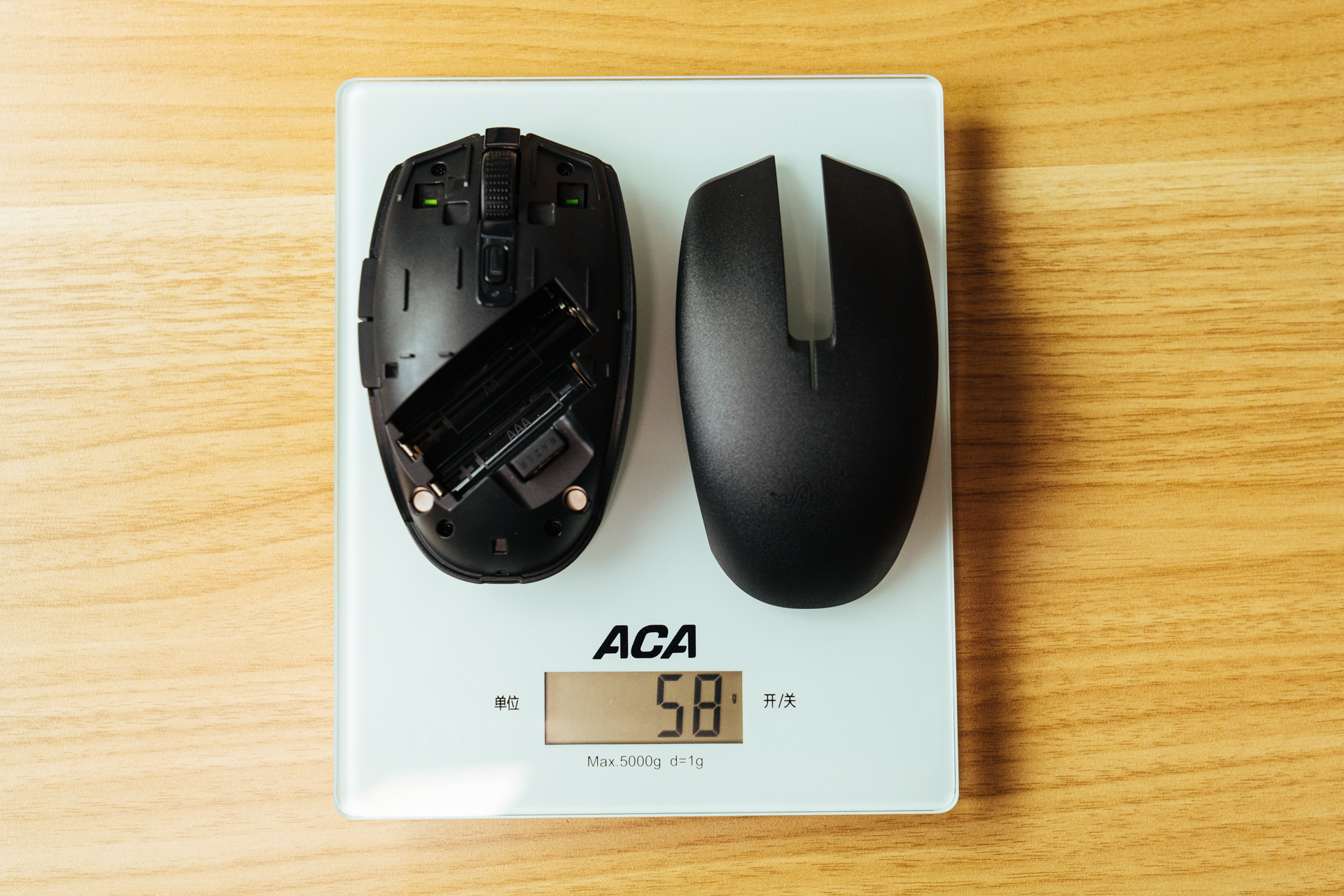 razer雷蛇毒蝰终极版轻量无线鼠标,razer八岐大蛇v2无线鼠标评测