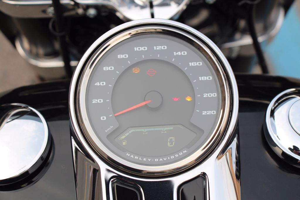 拥有一台摩托车的感受,哈雷有什么特别的