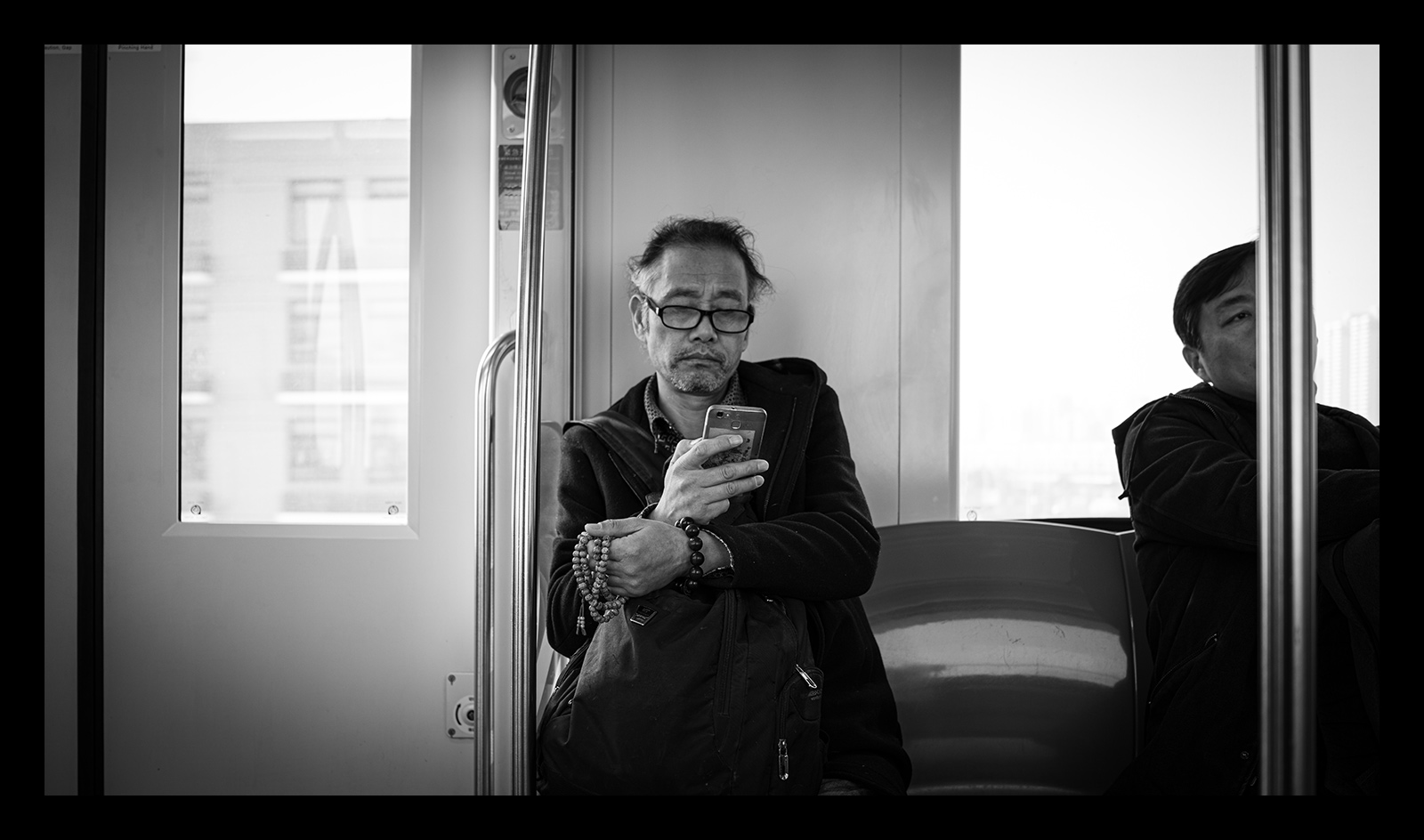 腾龙24mmf2.8全画幅广角微单镜头,腾龙352.8索尼镜头