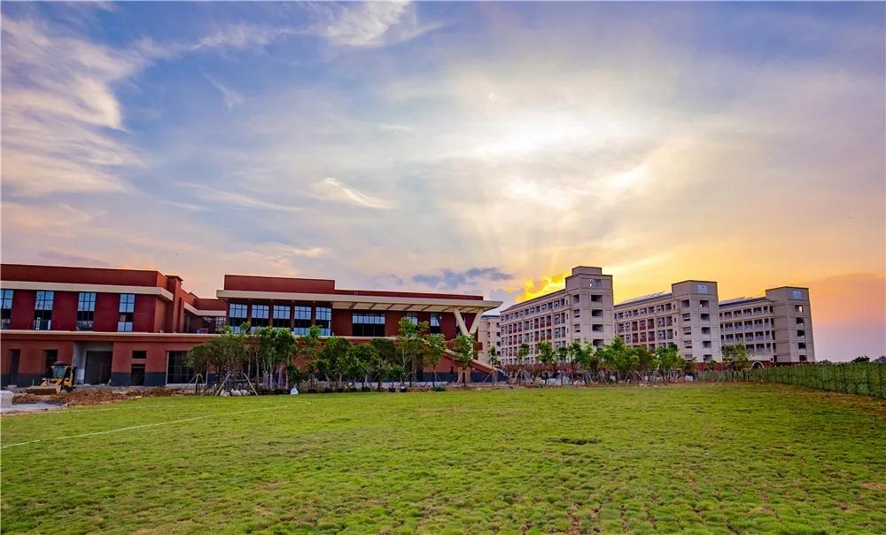 南宁师范大学MPA专硕上课方式、考试内容及往年复试调剂分析