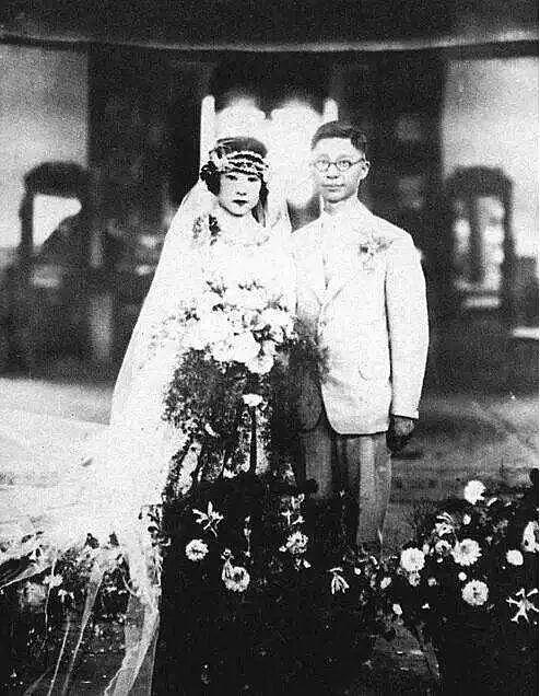 婚纱照民国风军阀婚纱,千年前的婚纱能有多惊艳