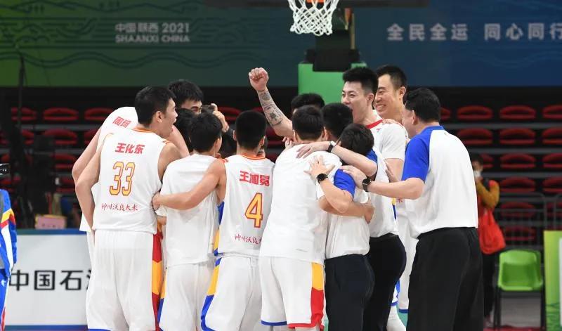 两连冠冠军,两连冠篮球