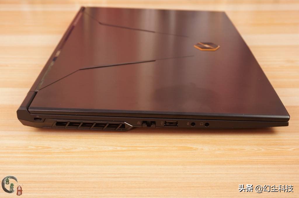 机械革命深海泰坦支持dp吗,机械革命深海泰坦x10ti-s游戏测试