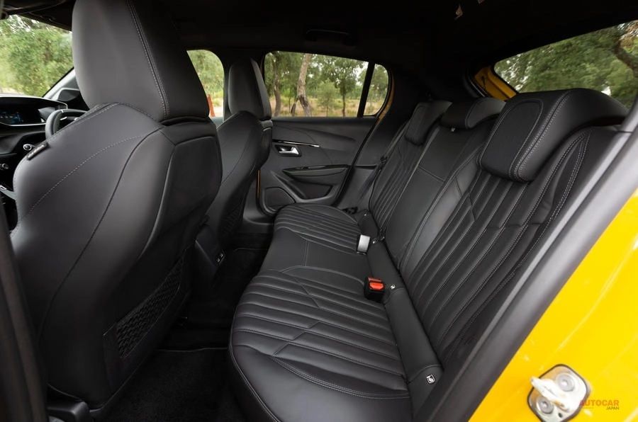 标致2082019款,法系308与208