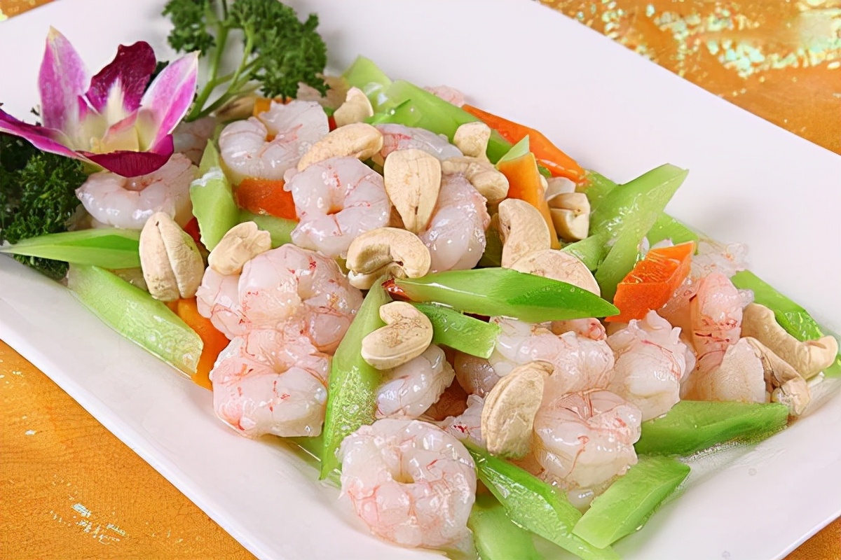 大连国庆旅游攻略美食推荐,国庆旅游自驾路线推荐大连