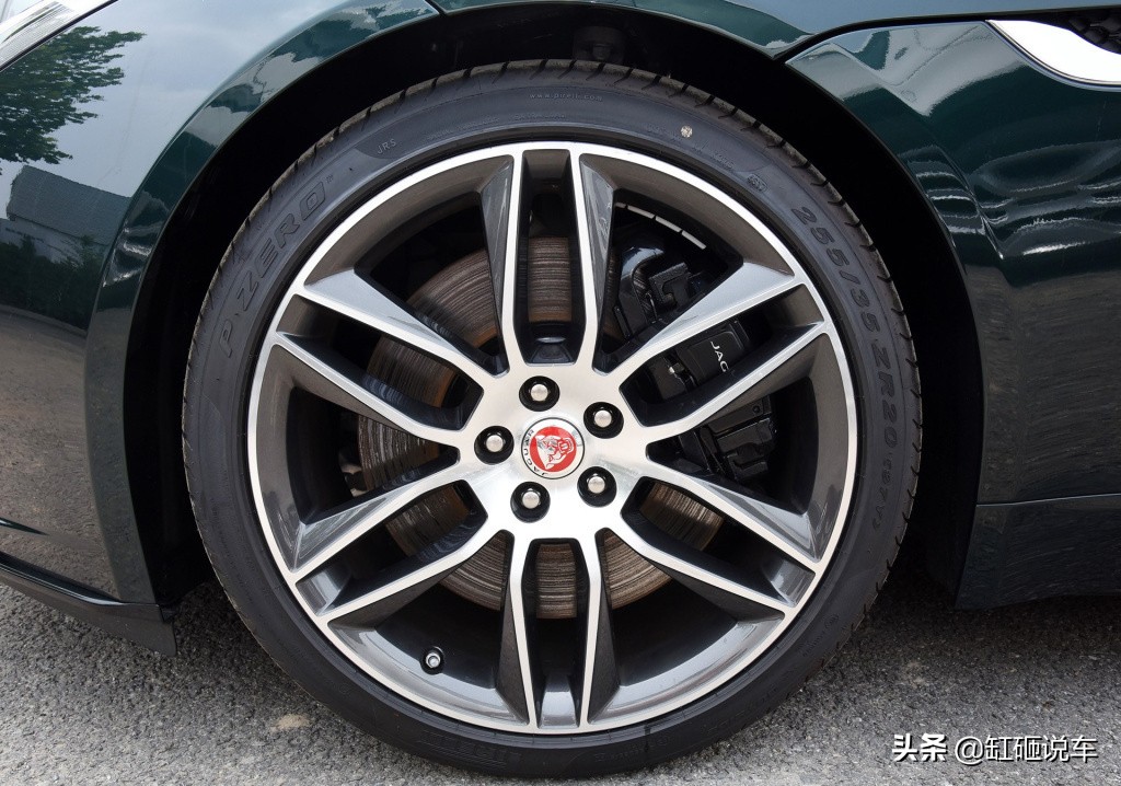 保时捷新款718敞篷跑车回头率,保时捷718是性价比最高的跑车吗