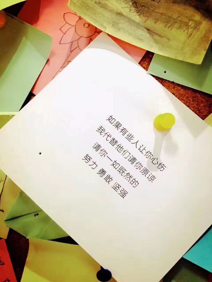 青春是一场回不去的记忆 (青春是一场渐行渐远的旅程)