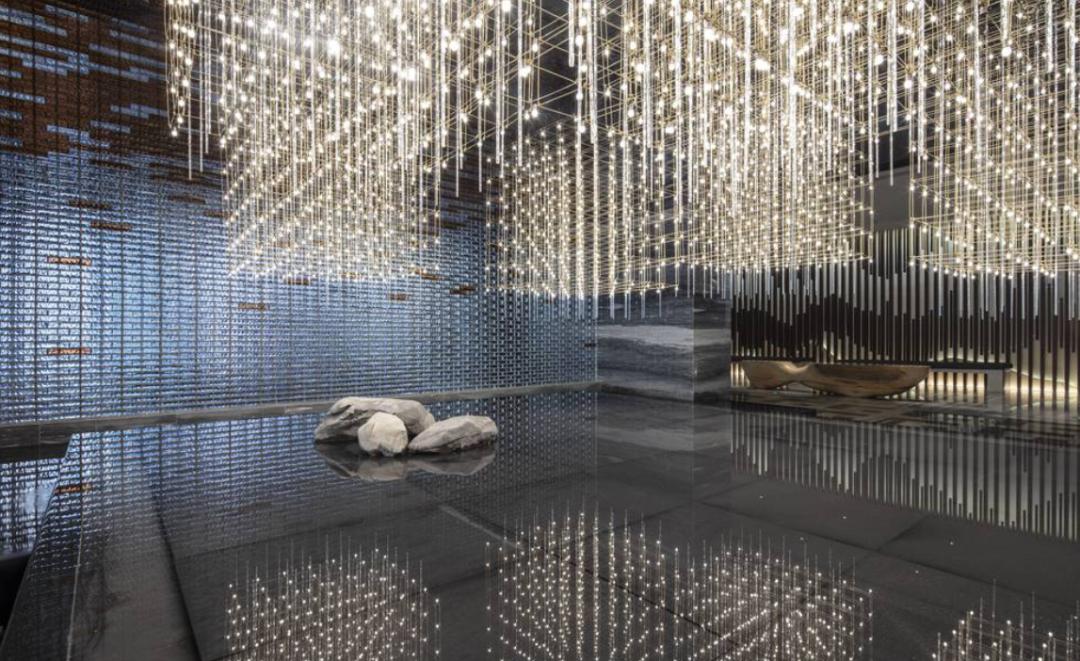 东北人去的不是澡堂，请叫它凡尔赛宫