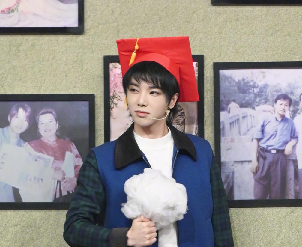 许嵩和华晨宇谁的歌好听,许嵩跟华晨宇合唱的歌