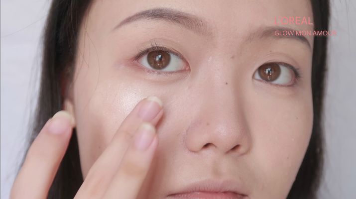 夏日草莓沙冰妆容化妆教程 (冰沙日常妆)