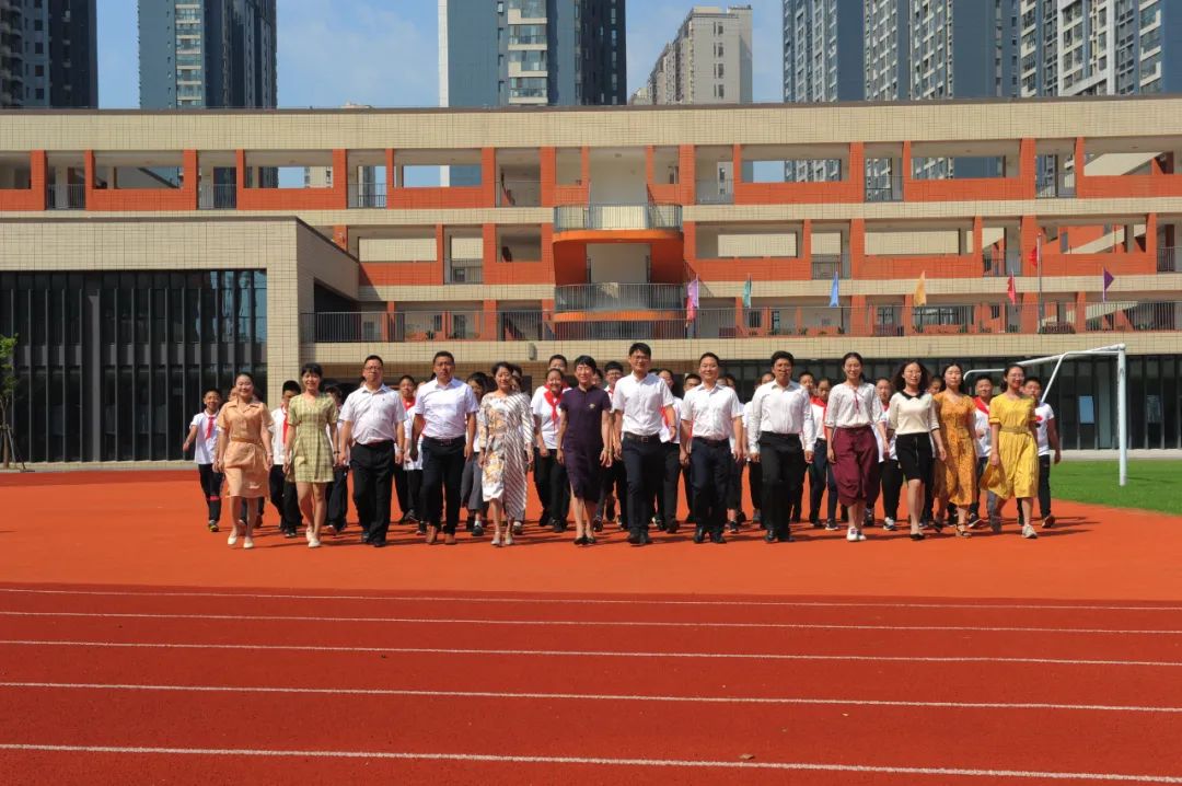 南师附中邺城路初级中学最新消息,南师附中邺城路分校怎么样