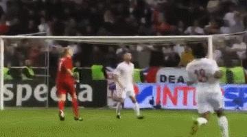 马中赤兔人中伊布什么意思,人中伊布和马中赤兔谁厉害