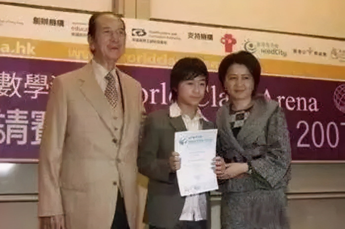 潜伏上海“名媛”群，做了半个月观察者后，我发现真名媛是这样的