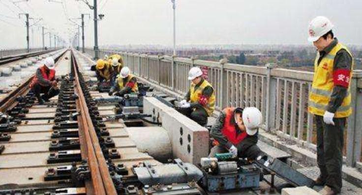 一张图告诉你专科和本科的区别,一张图告诉你有多专业