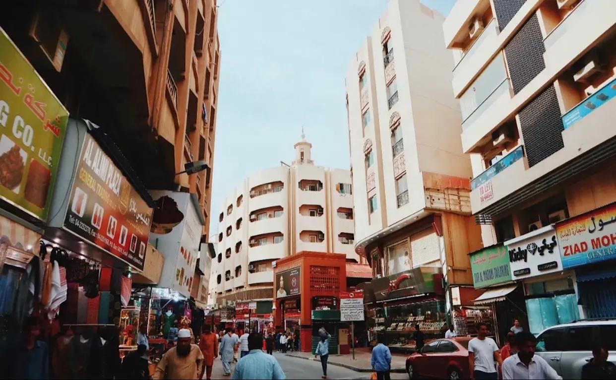 去迪拜旅游10天需要多少钱,跟团去迪拜旅游一个人多少钱