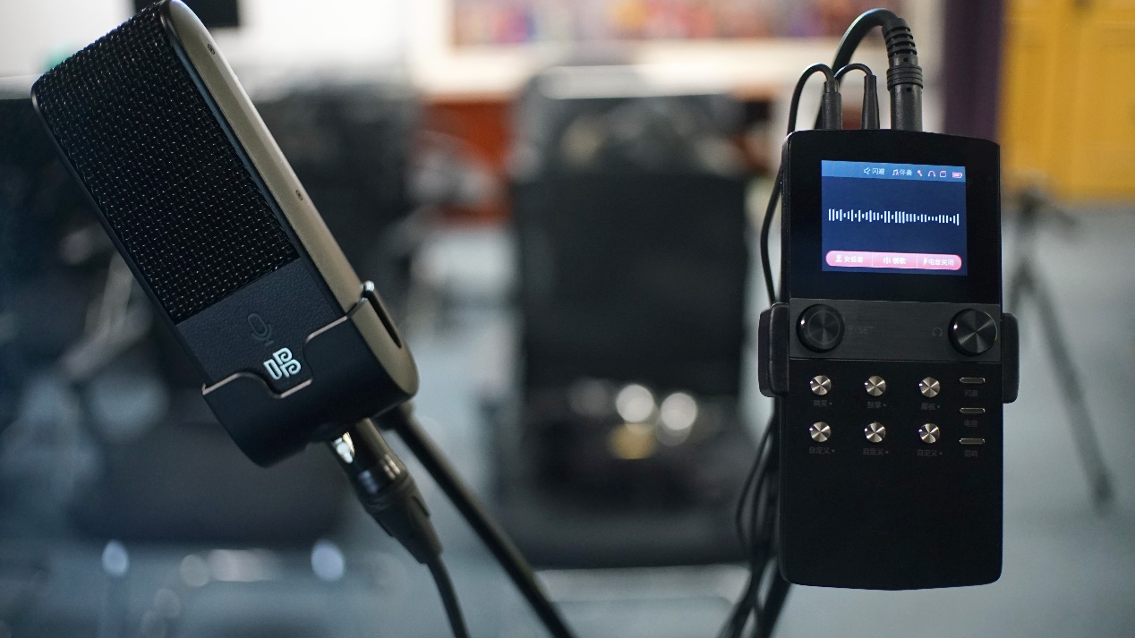 唱吧智能彩屏声卡使用教程,直播声卡k歌神器