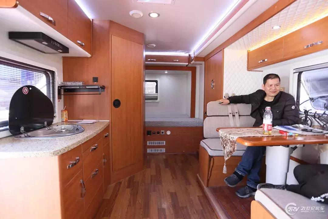 自动挡四驱越野房车40万以下,自动挡皮卡房车10万左右