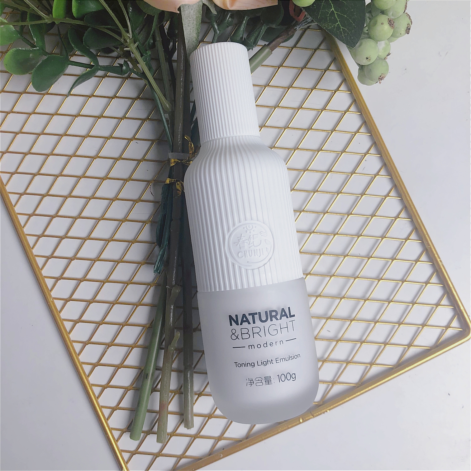 美白素颜霜全身外涂安全成分测评,素颜霜应该怎么选