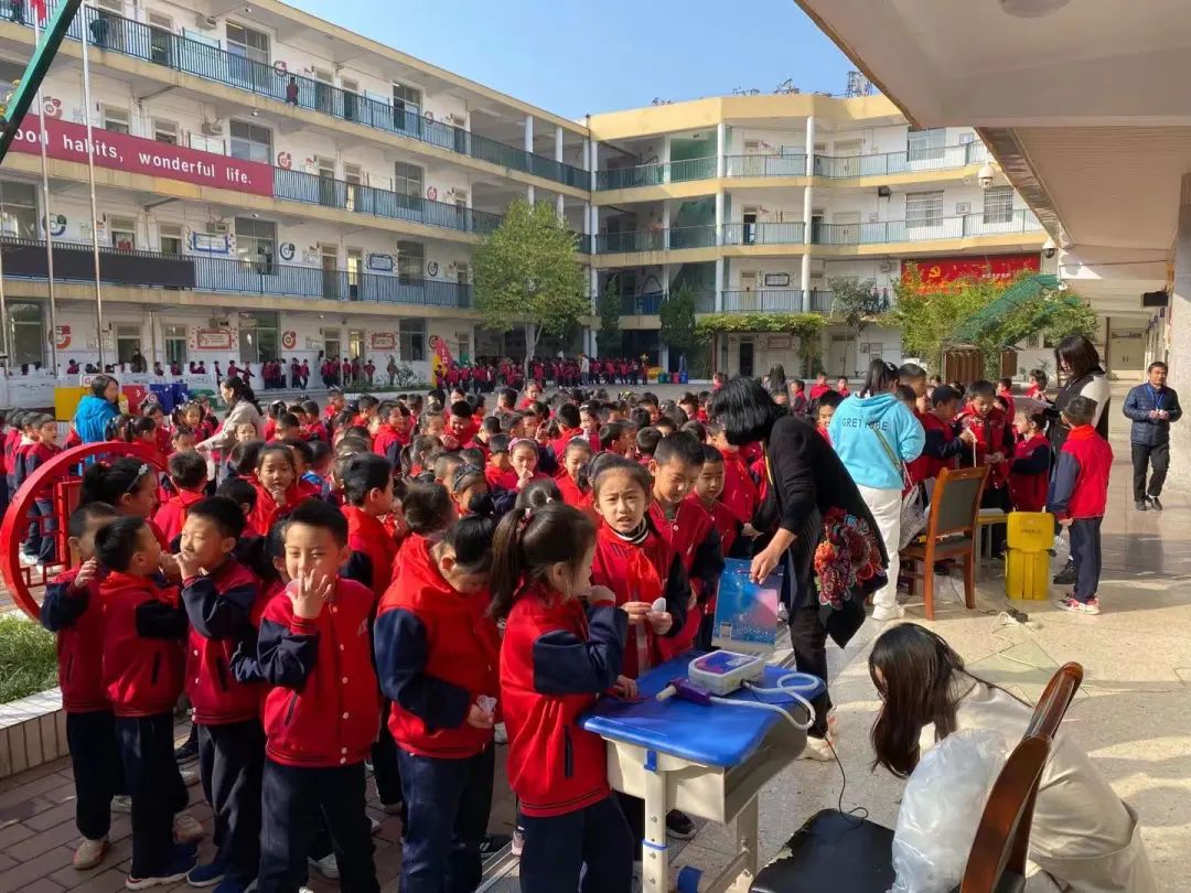 洛阳市实验小学运动会开幕式,洛阳洛龙区第三实验小学运动会