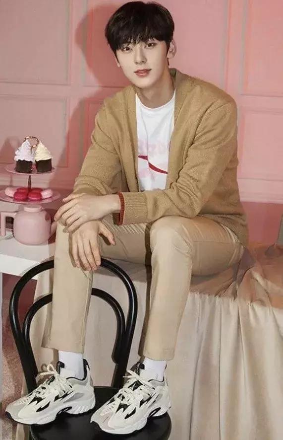 2019老爹鞋便宜,今年最流行的爆款老爹鞋