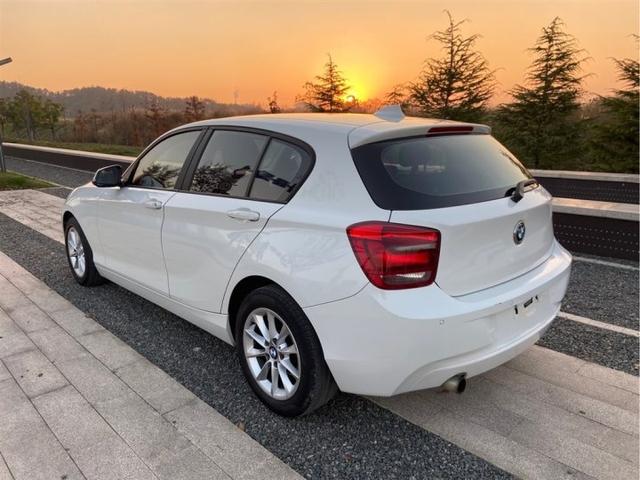 宝马1系小钢炮116,宝马14款116i能插u盘吗