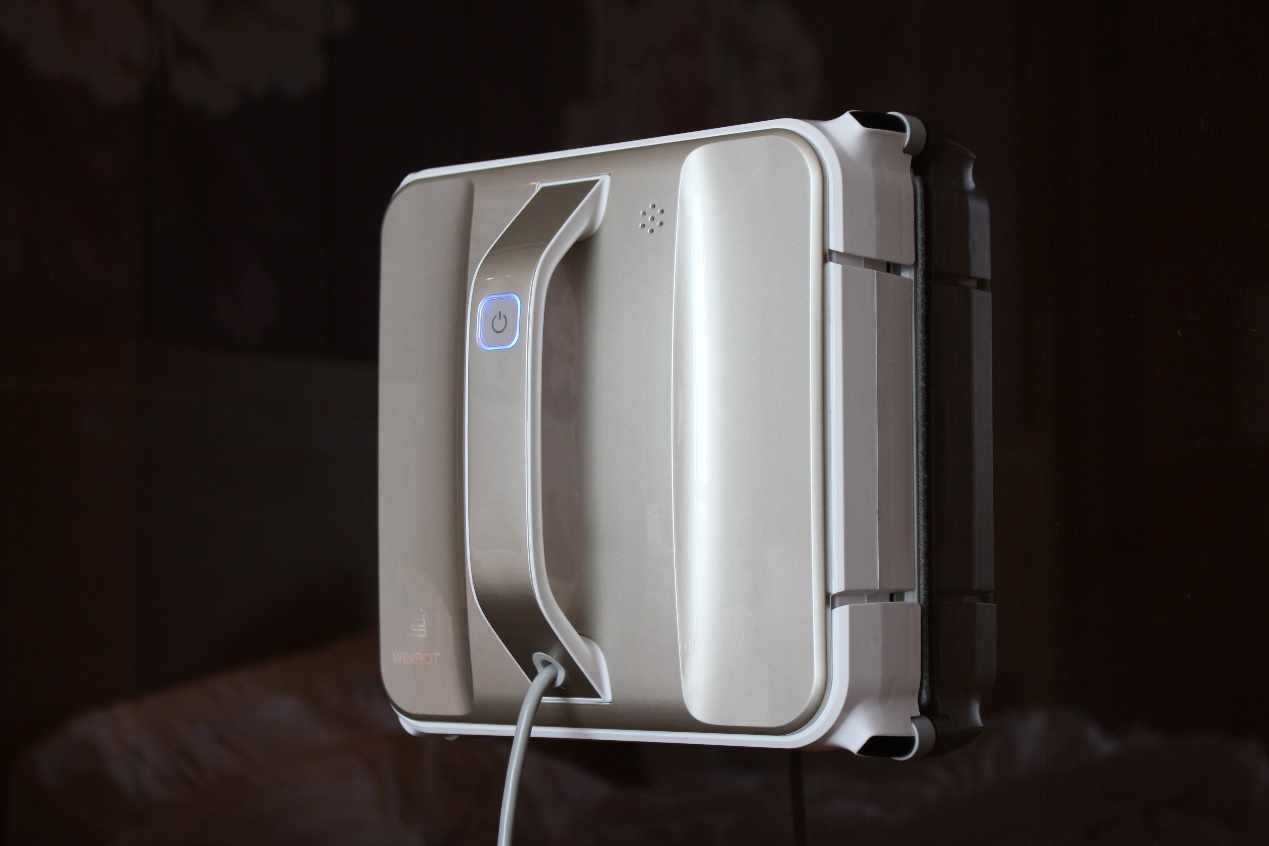 科沃斯窗宝清洁液使用方法,科沃斯窗宝擦小窗户