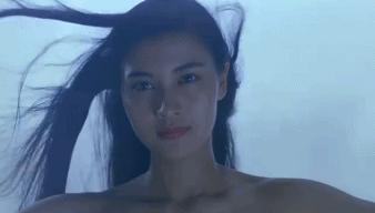 李嘉欣当年到底有多美,李嘉欣年轻时到底有多美