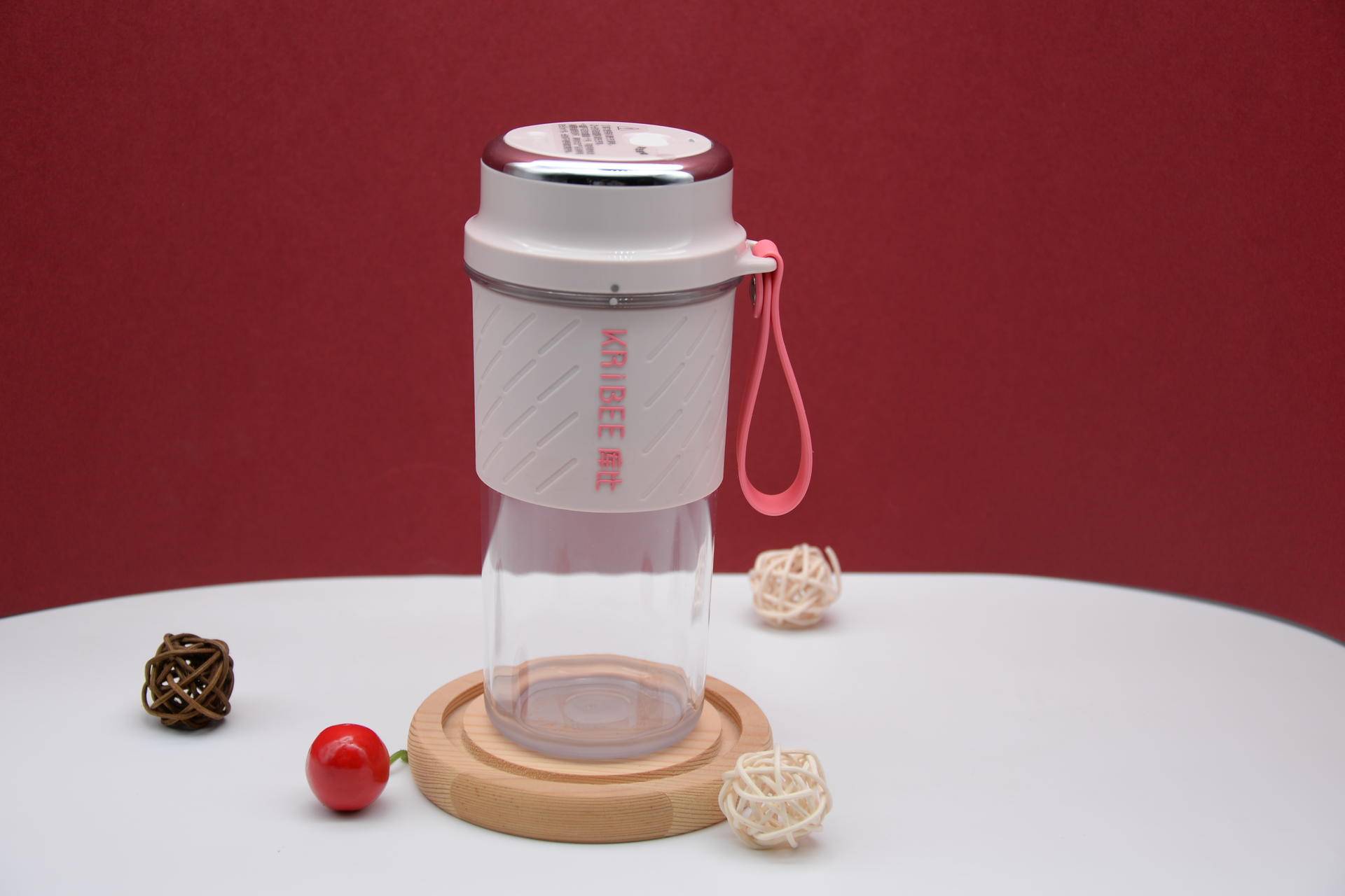 美美的夏日，美美的果汁，美美的你——库比便携果汁杯简评