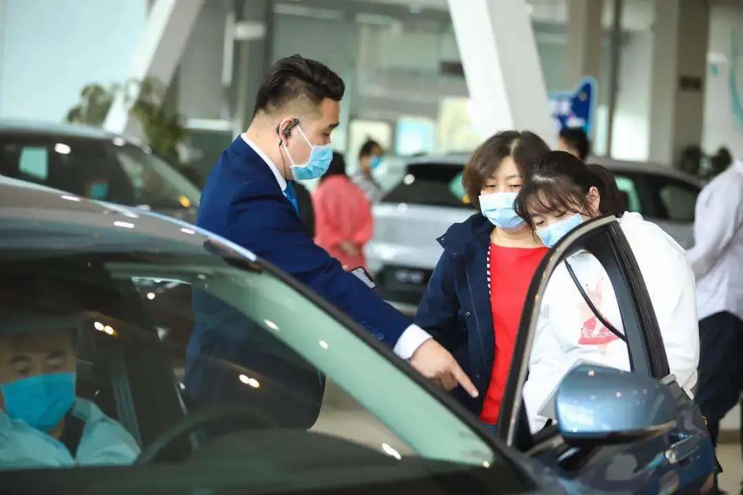 丰田卡罗拉1.5l是几缸发动机,卡罗拉汽油版2020款配什么发动机