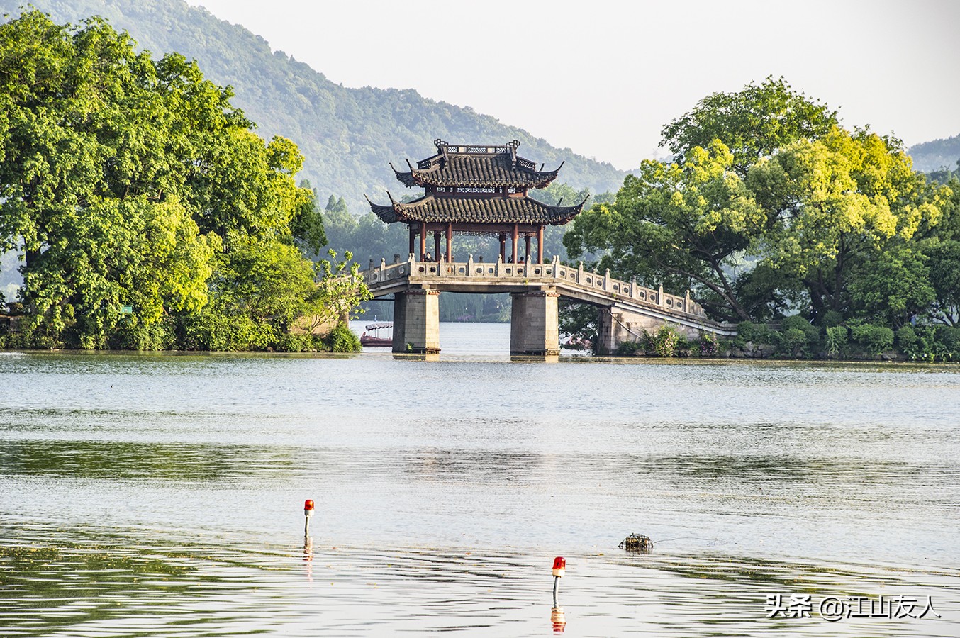 杭州西湖，美在风景，厚重在历史文化，杭州是个玩不厌的城市